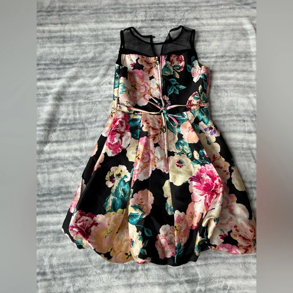 Speechless Floral‎ Kids Dress with Pink and Cream Accents size 8